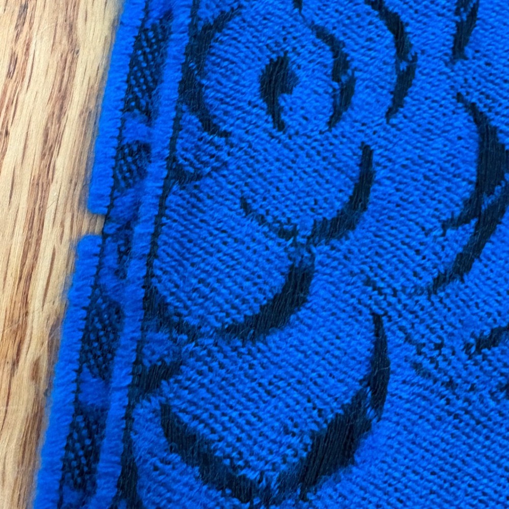 Vintage Christian Dior Echarpes 100% Merino Wool‎ Blue Rose Scarf West Germany - Picture 12 of 15
